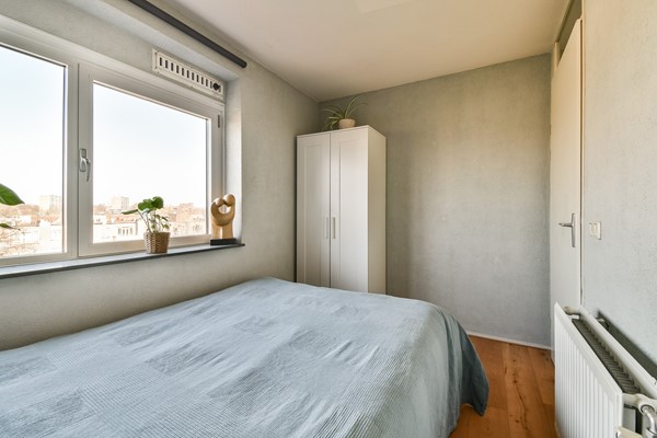 Medium property photo - Ladogameerhof 165, 1060 RE Amsterdam